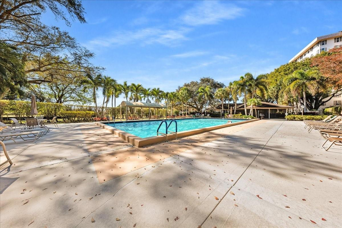 No 113 Palm-Aire Country - Residential Lease