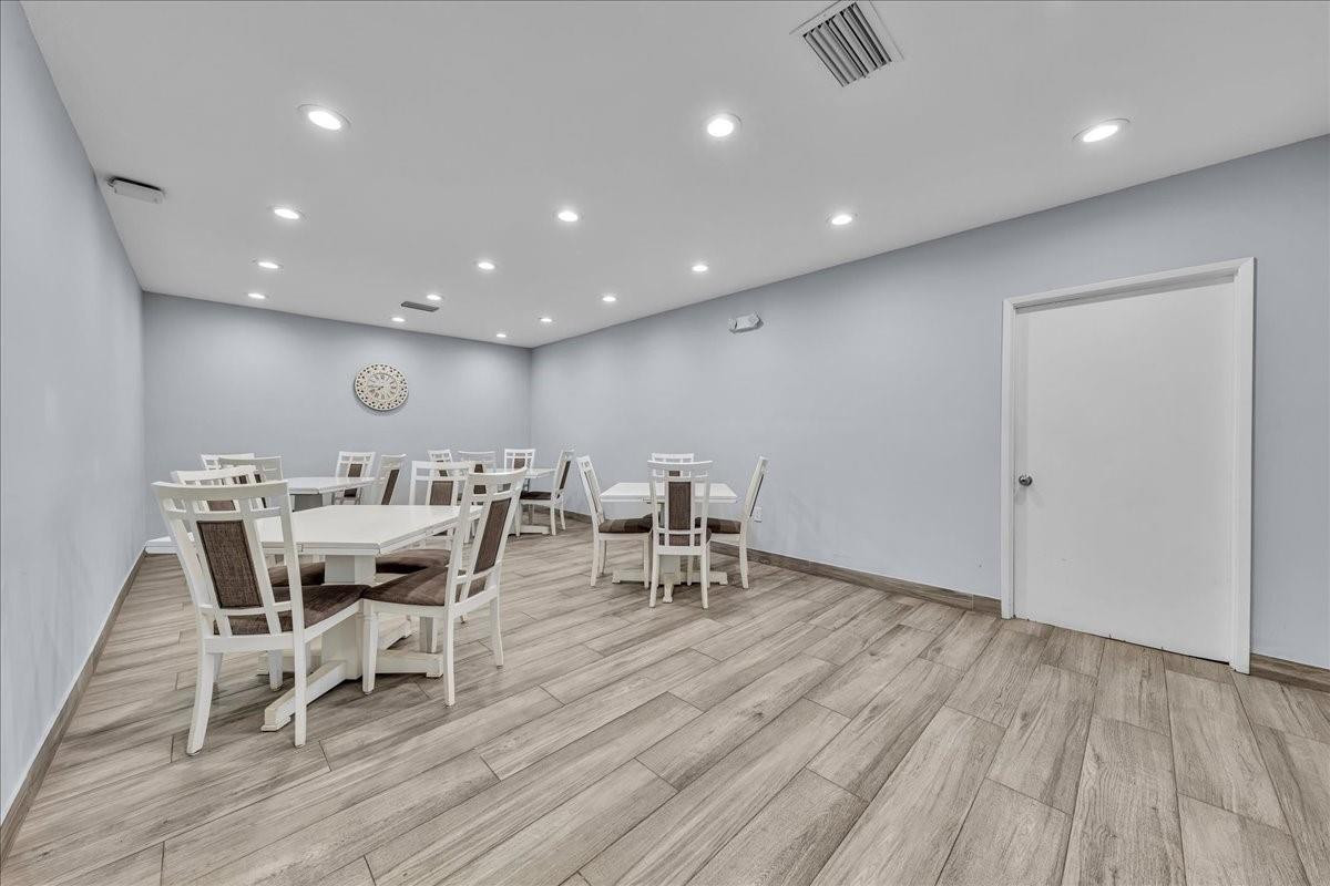 No 113 Palm-Aire Country - Residential Lease