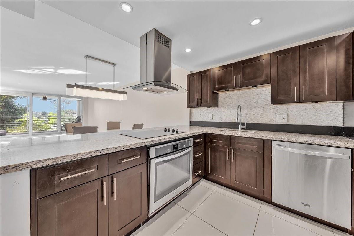 No 113 Palm-Aire Country - Residential Lease