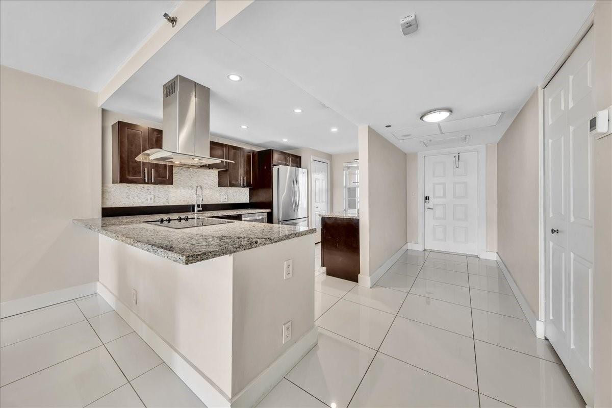 No 113 Palm-Aire Country - Residential Lease