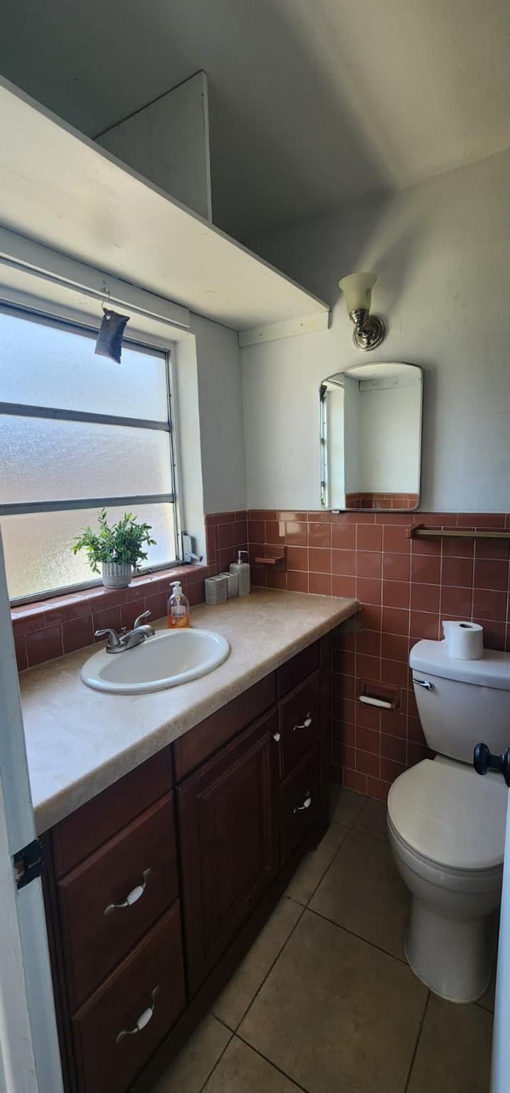 CORAL POINT - Residential Lease