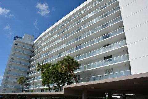 Tiny photo for 2731 NE 14th Street Causeway #629, Pompano Beach, FL 33062 (MLS # B26083122)