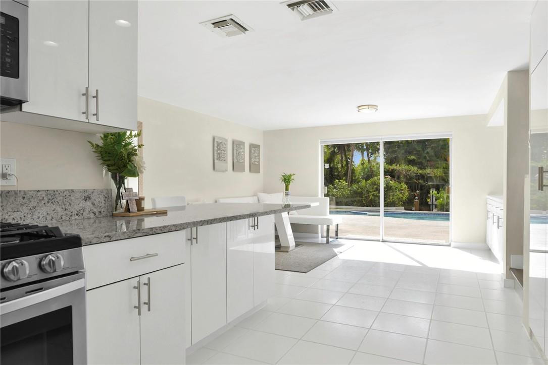 GILL ISLES - Residential