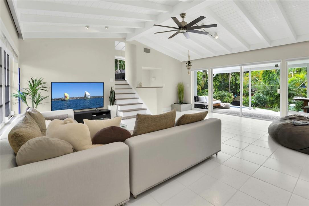 GILL ISLES - Residential