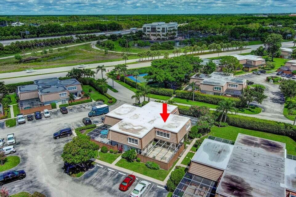 WINCHESTER COURT - Residential