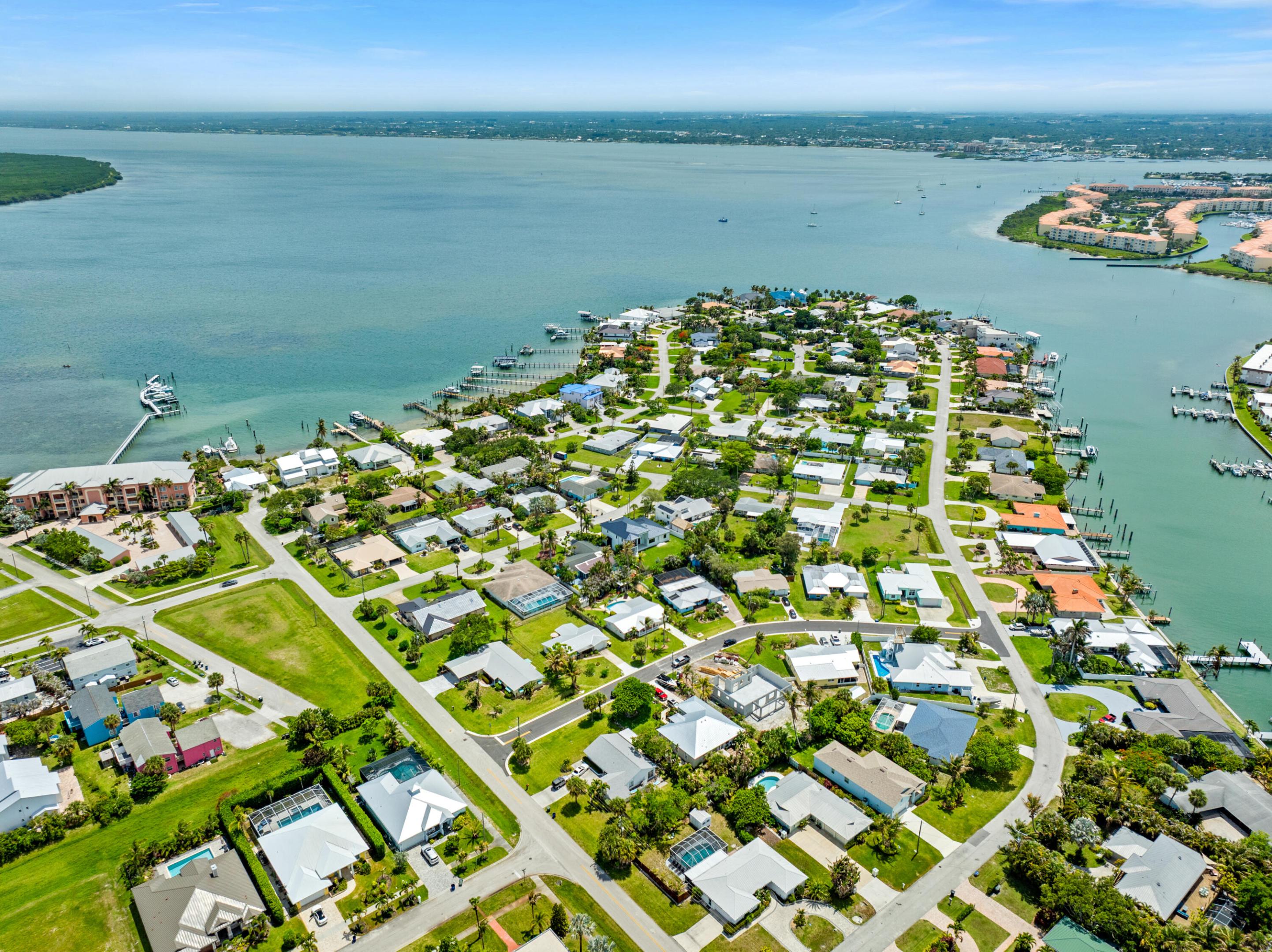 THUMB POINT SUBDIVISION - Residential