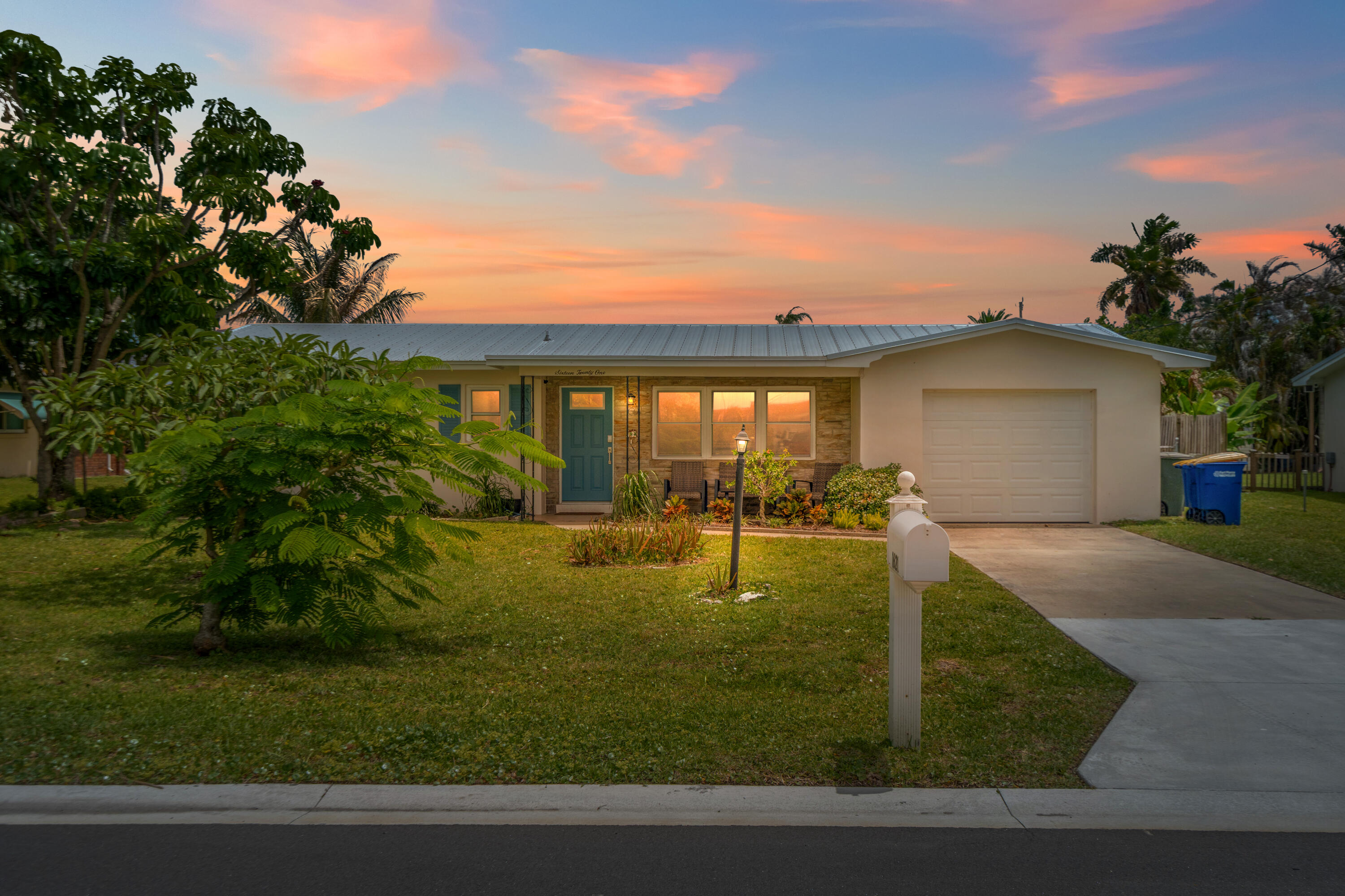 THUMB POINT SUBDIVISION - Residential