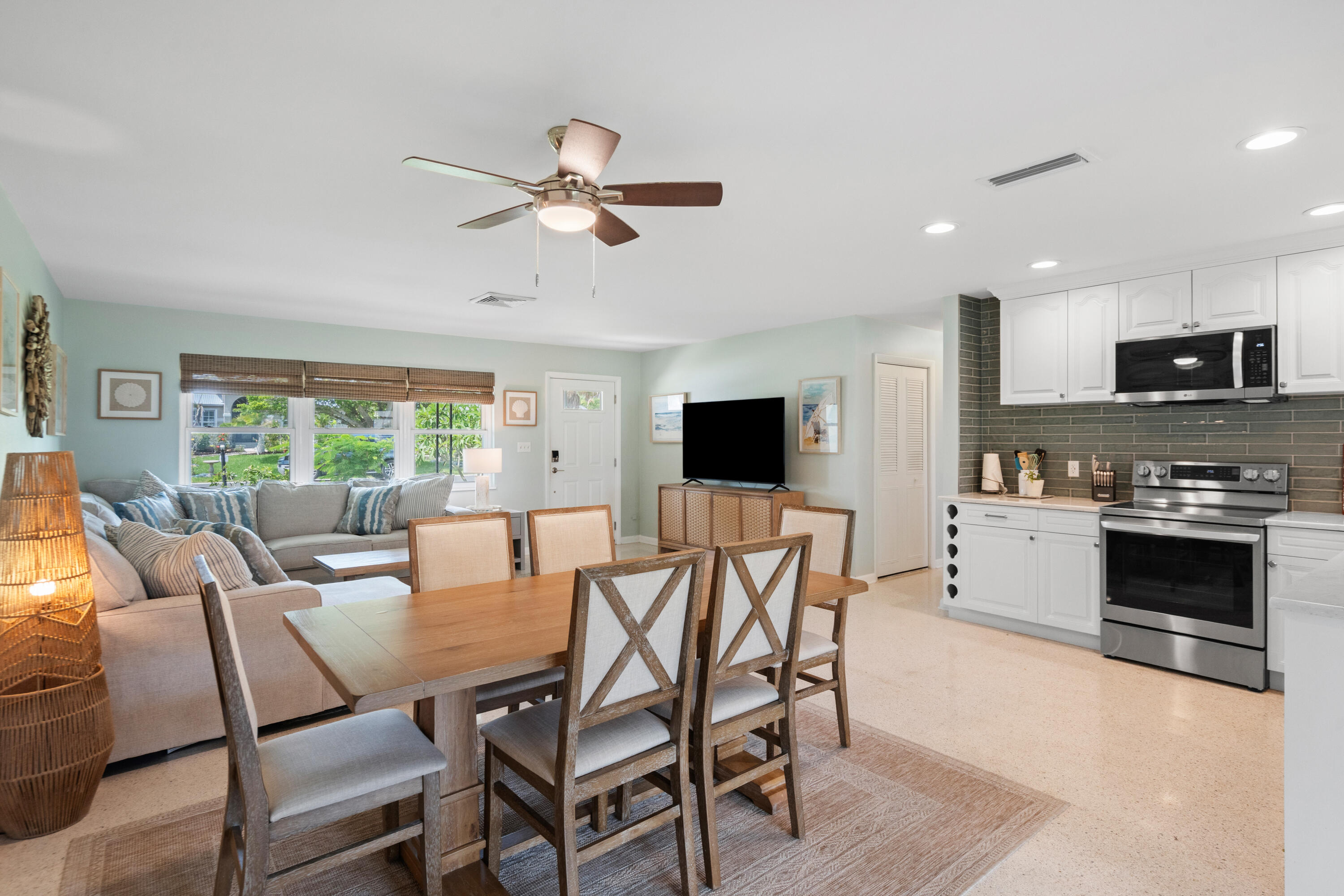 THUMB POINT SUBDIVISION - Residential