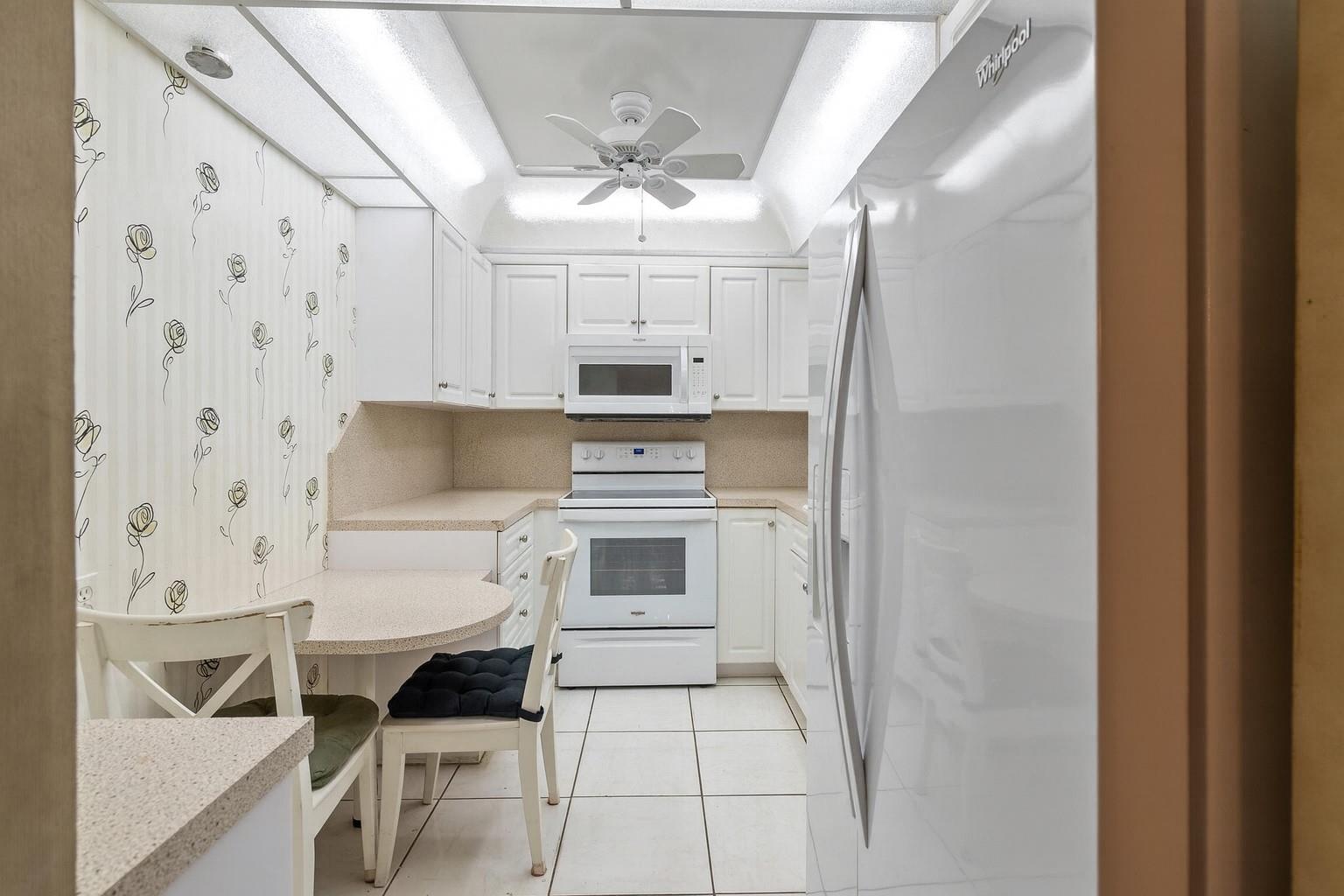 PARK PLACE CONDOMINIUM - Residential