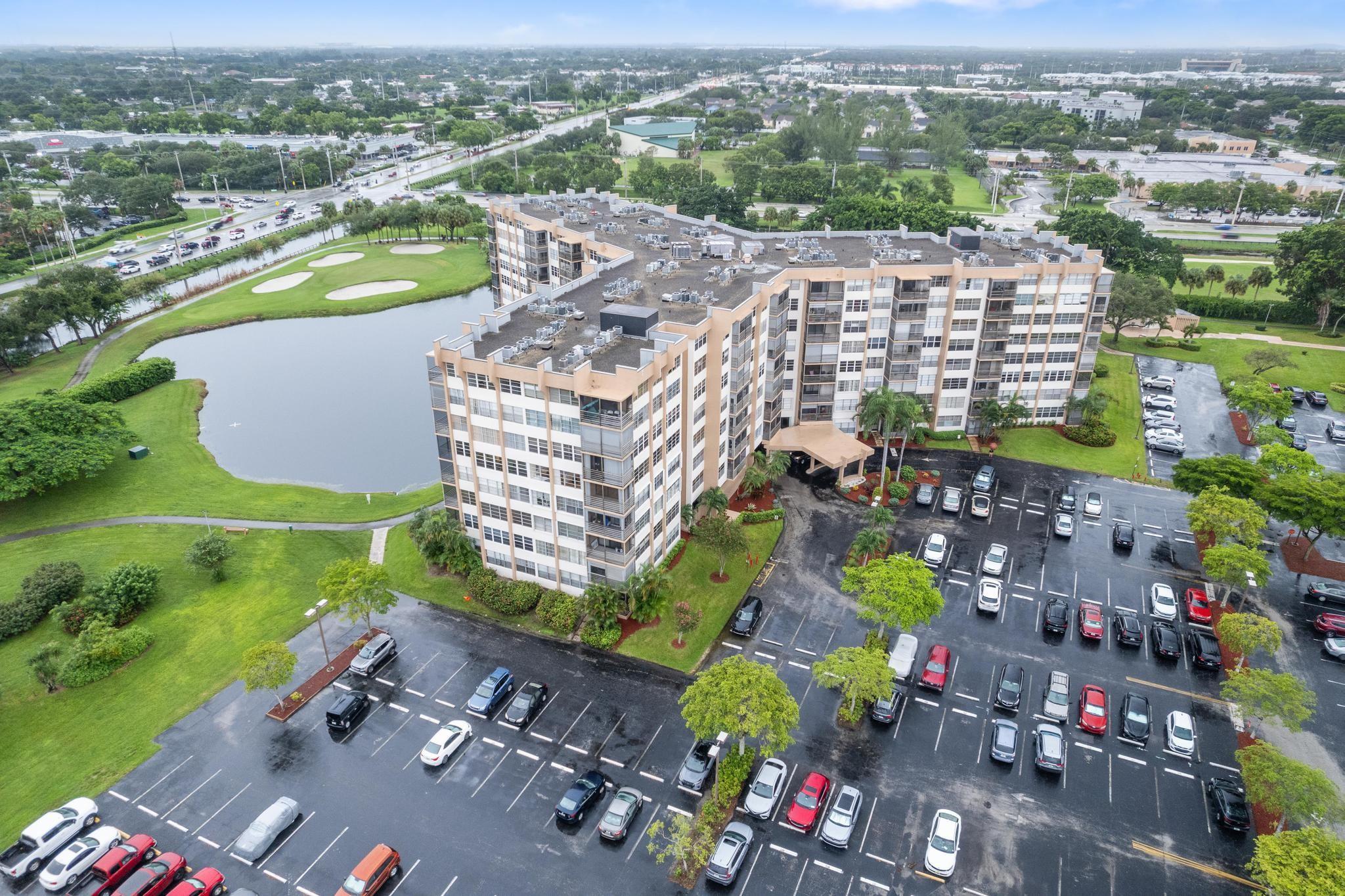 PARK PLACE CONDOMINIUM - Residential