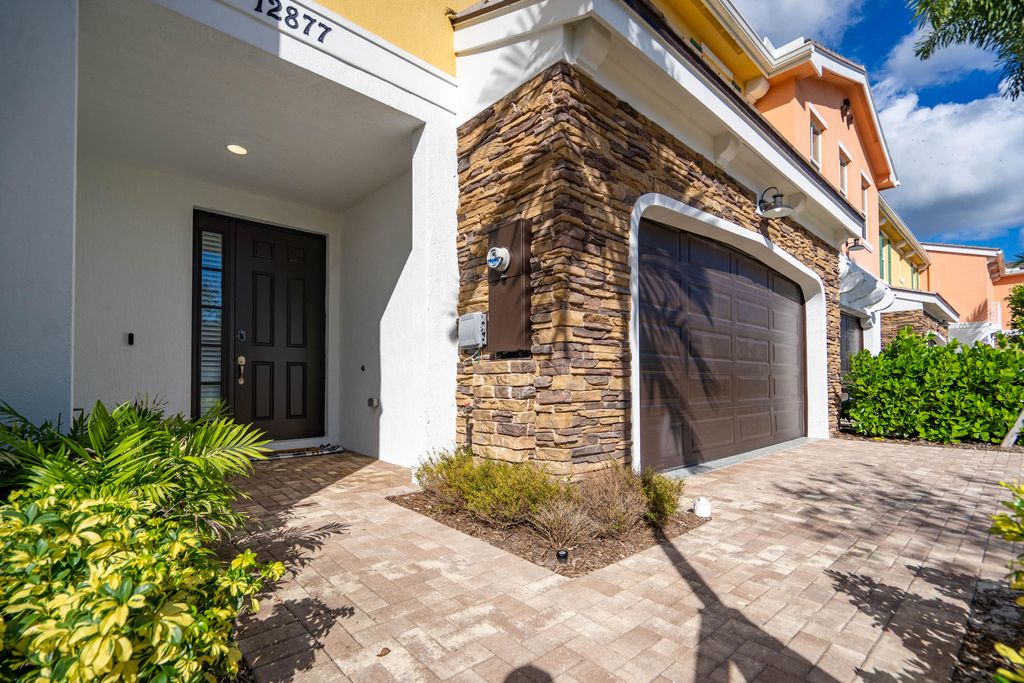 Photo of 12877 Trevi Isle Drive, Palm Beach Gardens, FL 33418 (MLS # R10790509)