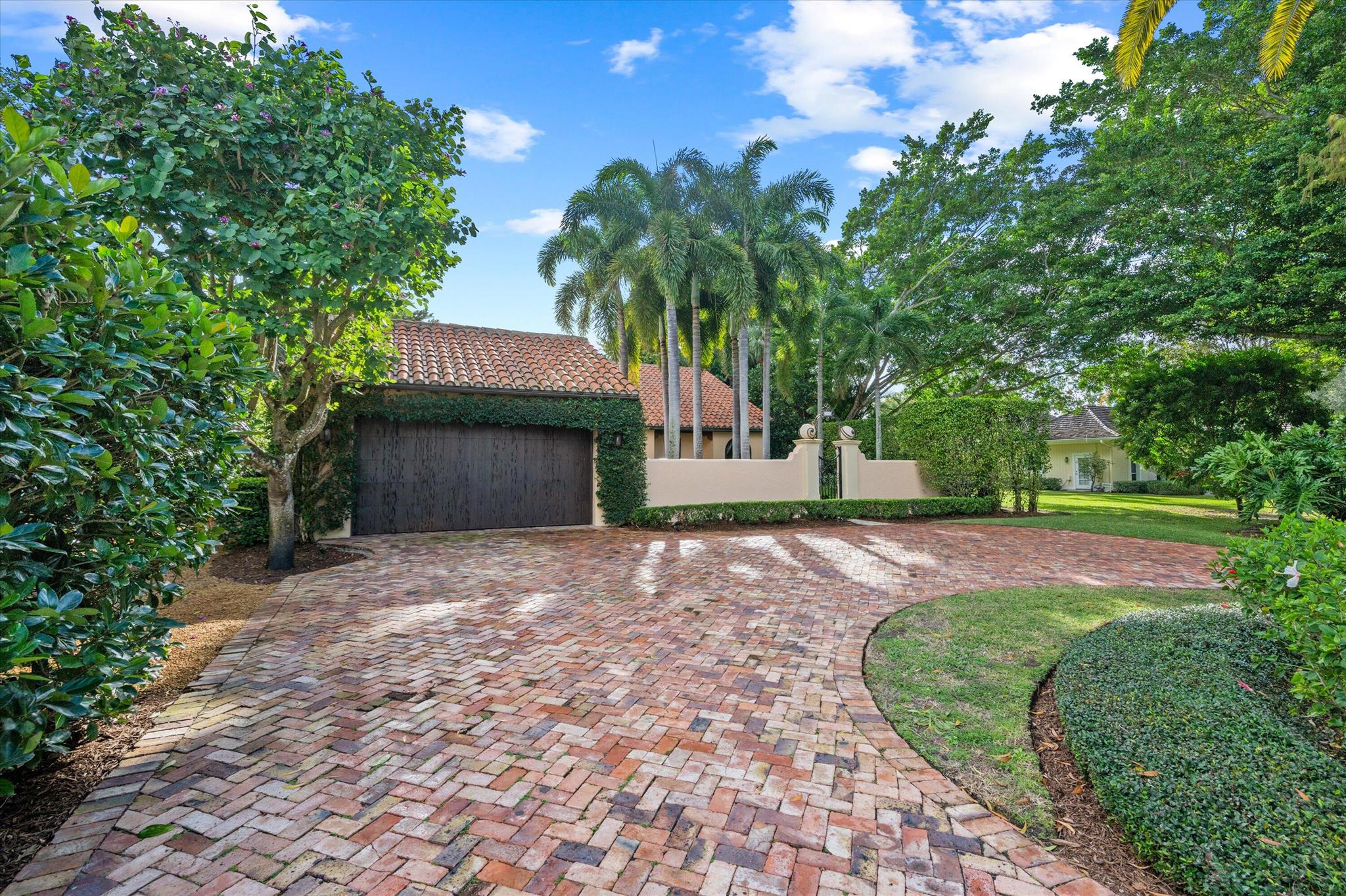 LONGWOOD GREEN - Residential