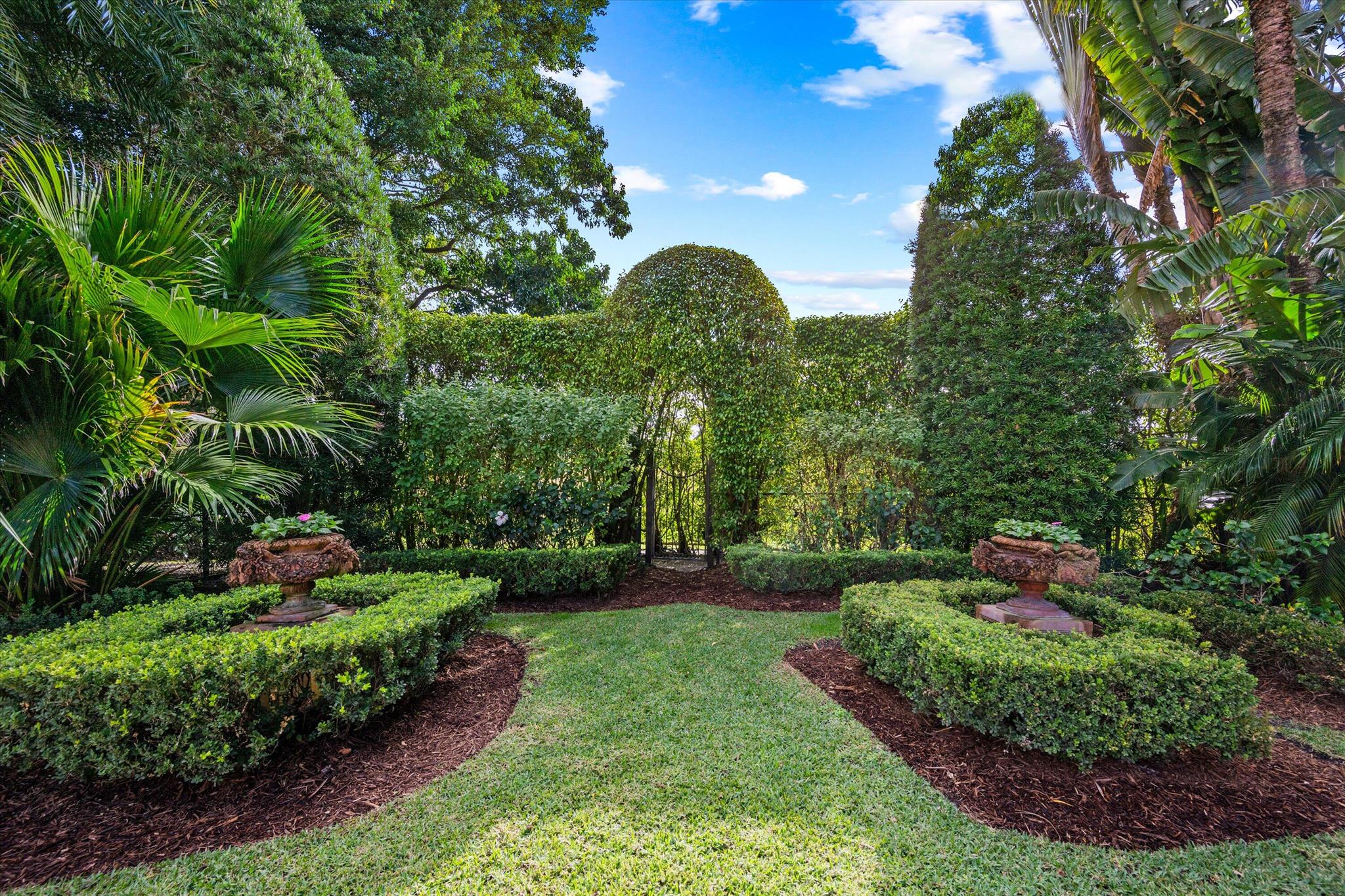 LONGWOOD GREEN - Residential