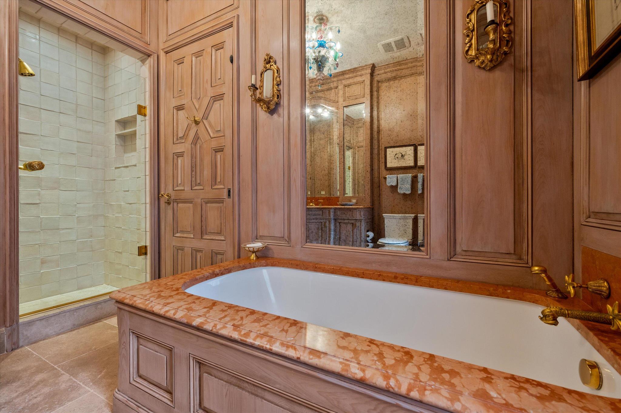 LONGWOOD GREEN - Residential