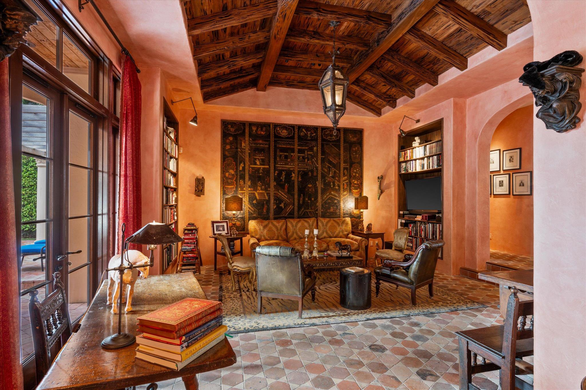 LONGWOOD GREEN - Residential