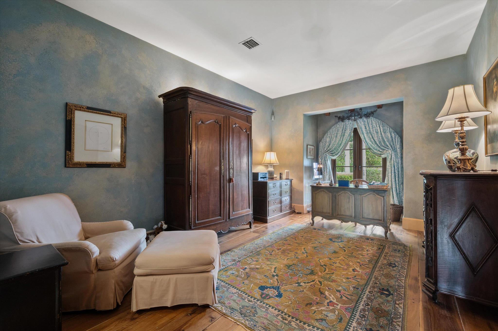 LONGWOOD GREEN - Residential