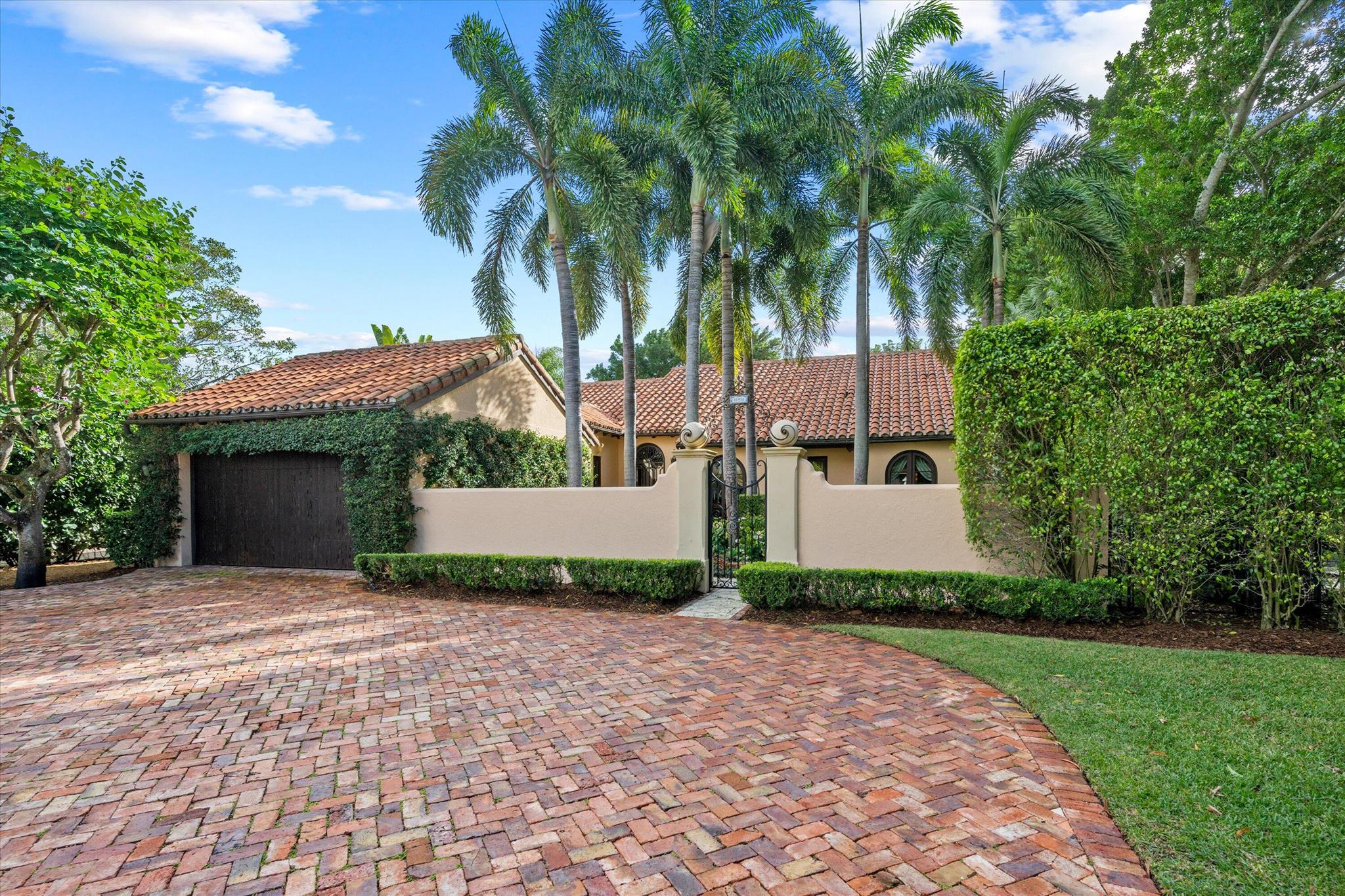 LONGWOOD GREEN - Residential