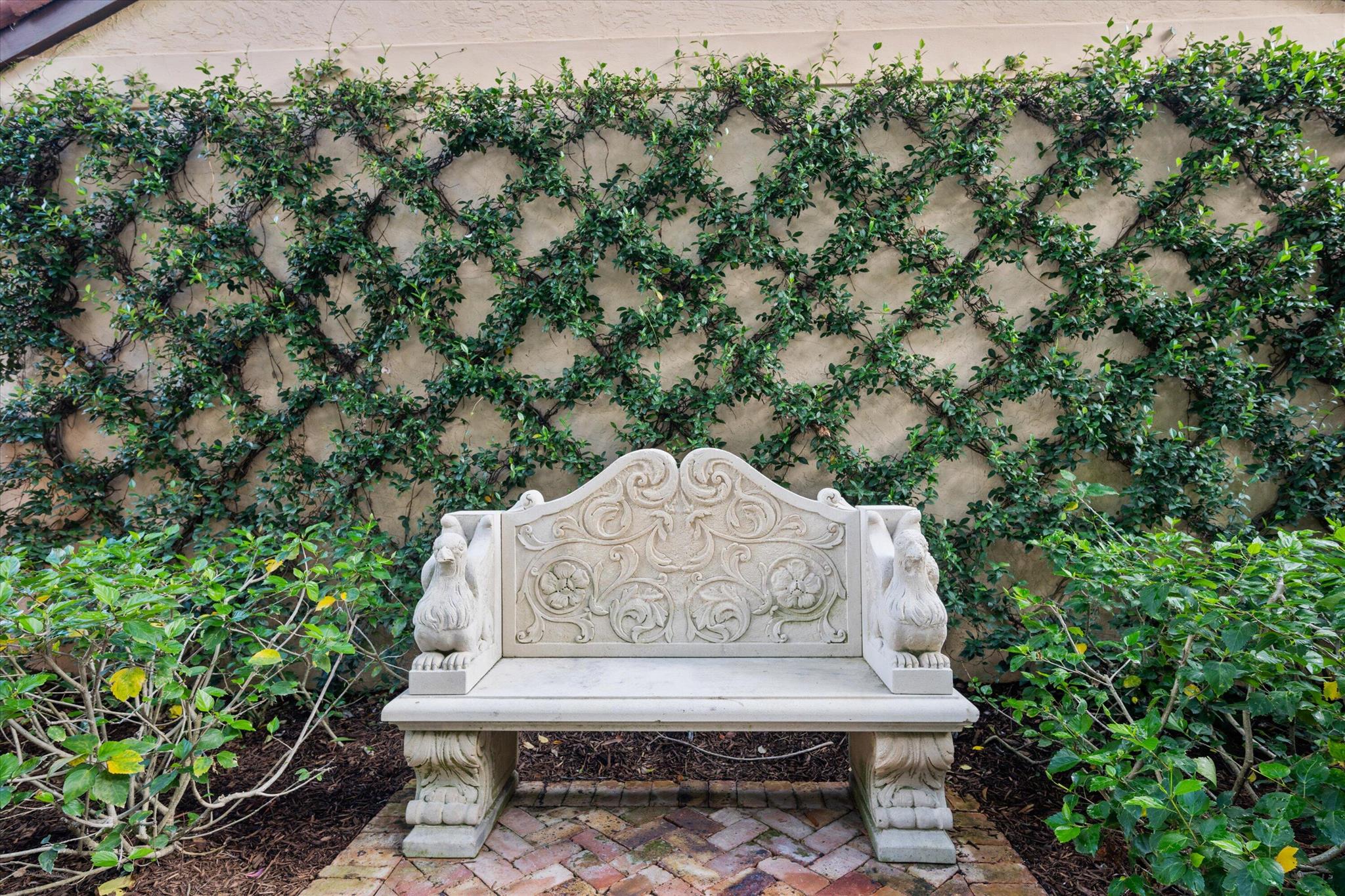 LONGWOOD GREEN - Residential