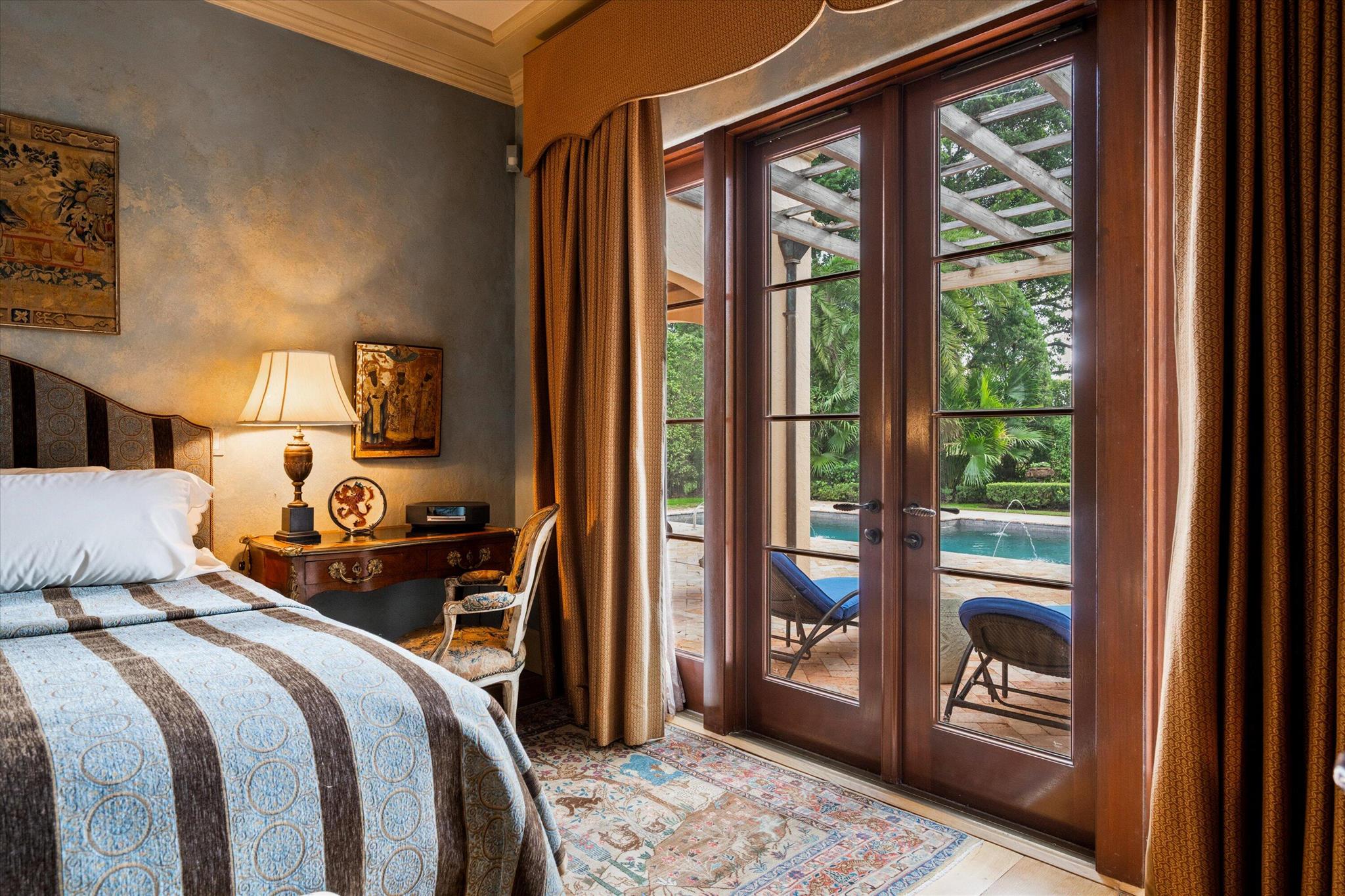 LONGWOOD GREEN - Residential