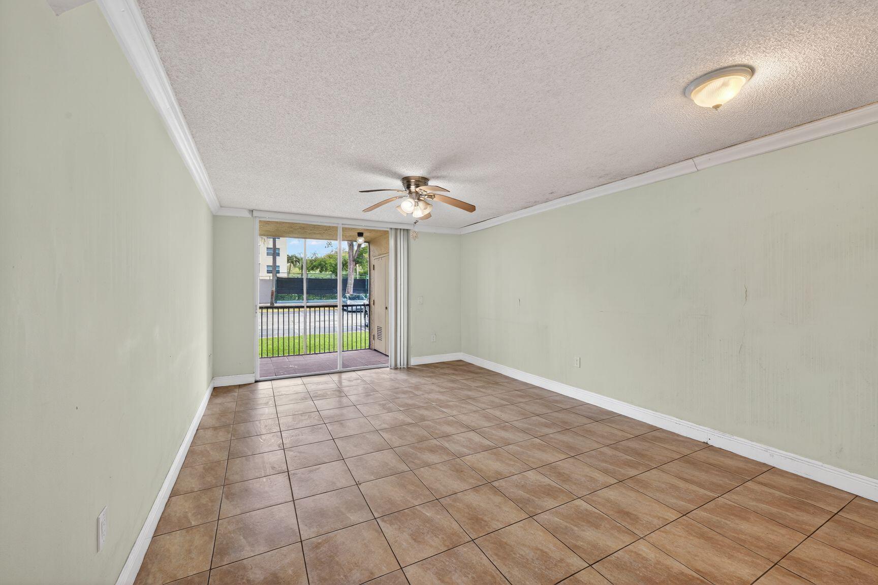 LAS VISTAS AT DORAL CONDO - Residential