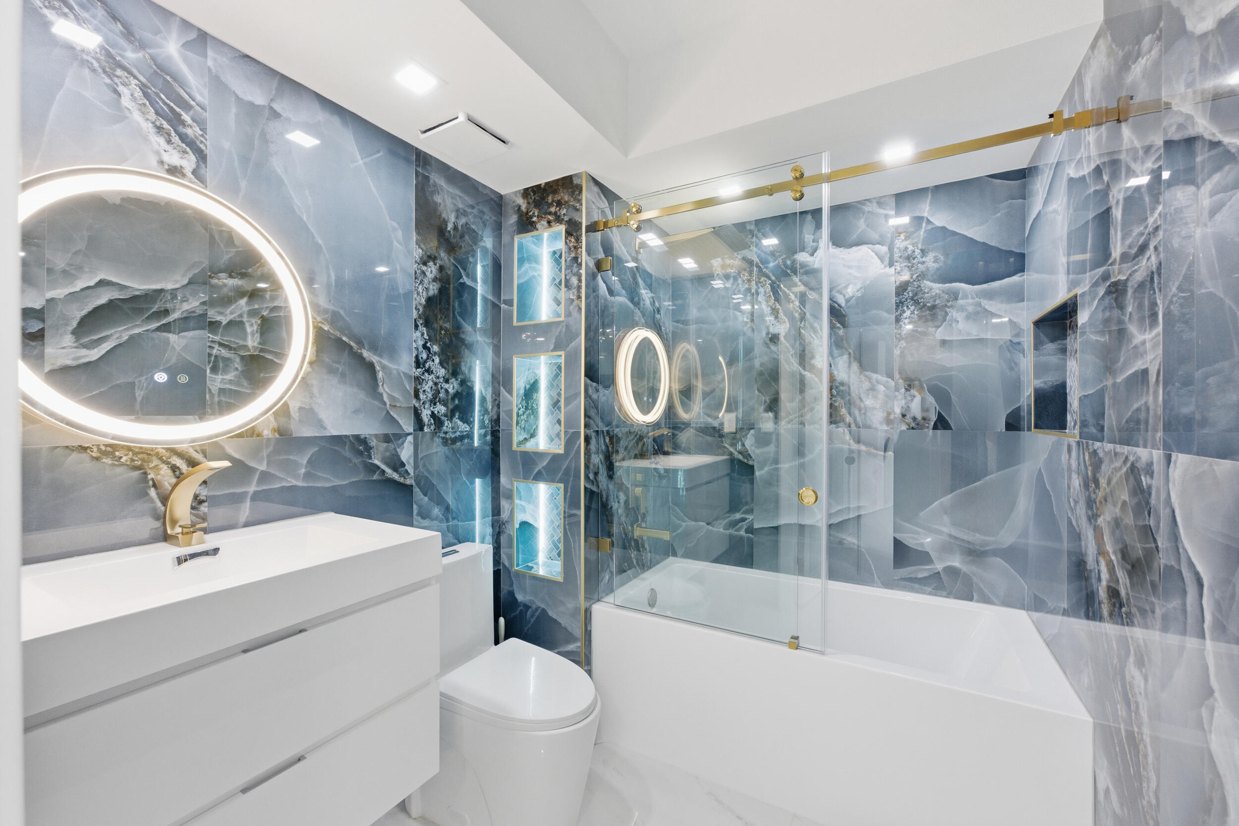 THE WAVERLY - Residential