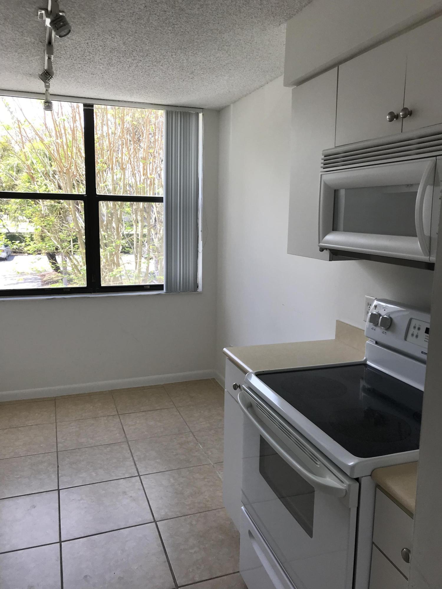 Lakeside of Delray - Residential Lease