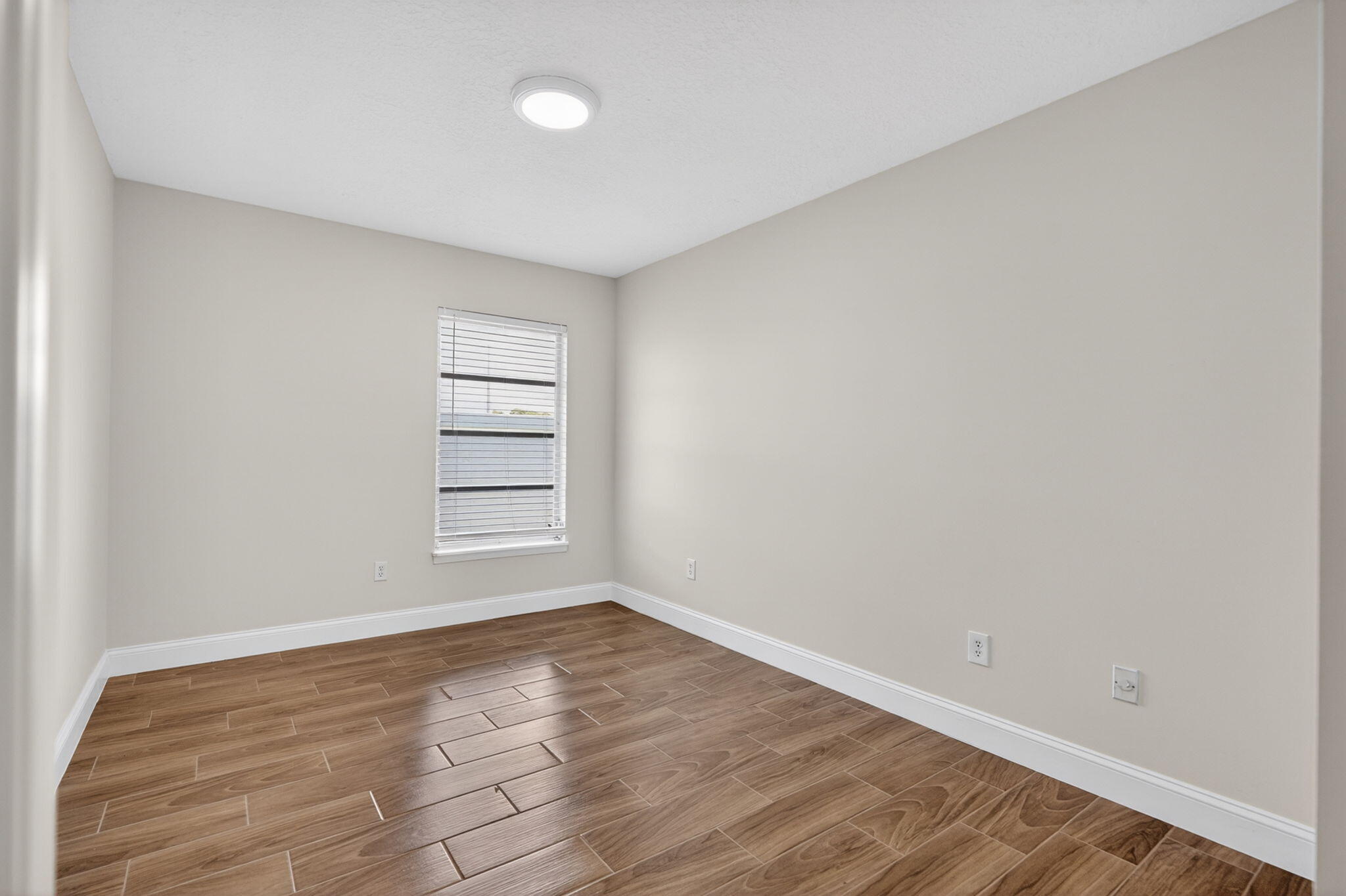 CINNAMON TREE - Residential