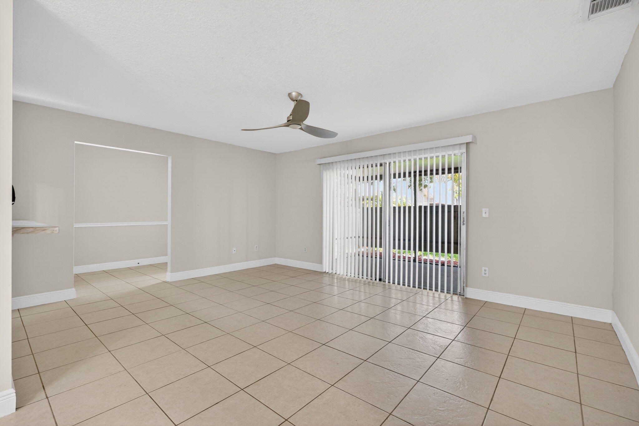CINNAMON TREE - Residential