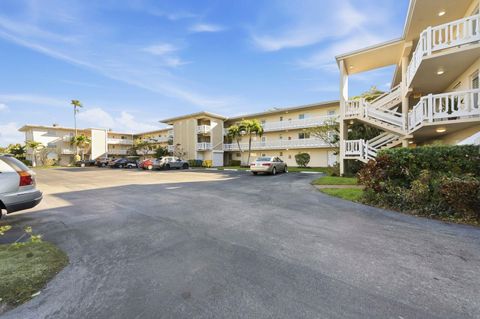 2615 N Garden Drive 305 Lake Worth FL 33461