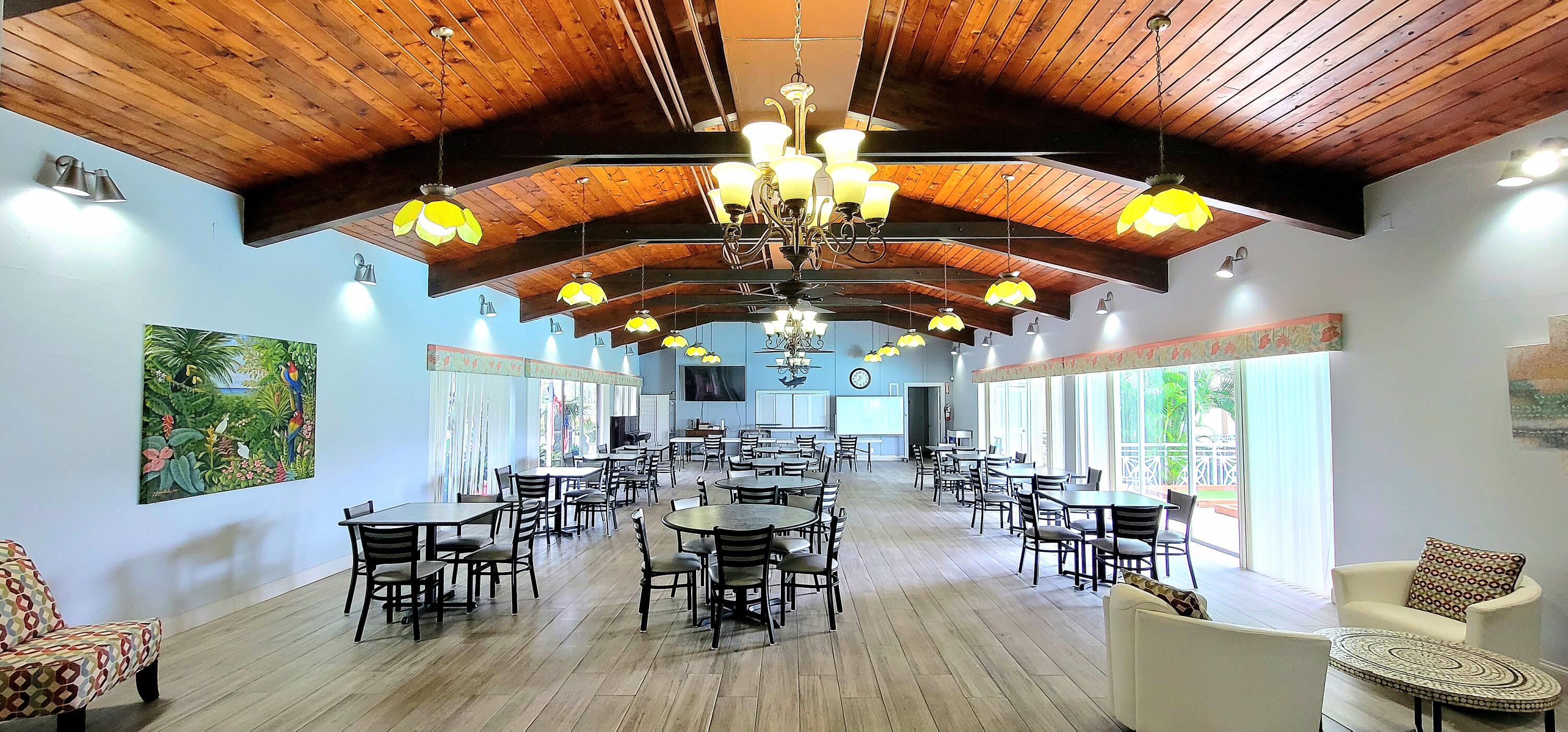 LAKE CLARKE GARDENS CONDO 3 - Residential