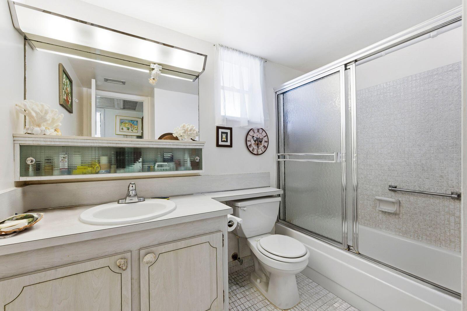 LAKE CLARKE GARDENS CONDO 3 - Residential