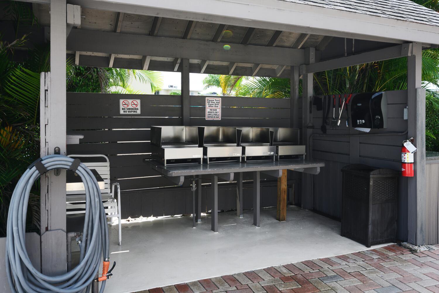 LAKE CLARKE GARDENS CONDO 3 - Residential