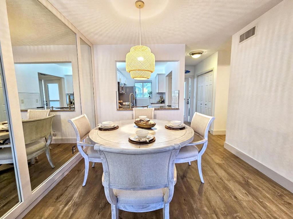 WELLINGTON ARMS CONDOS - Residential