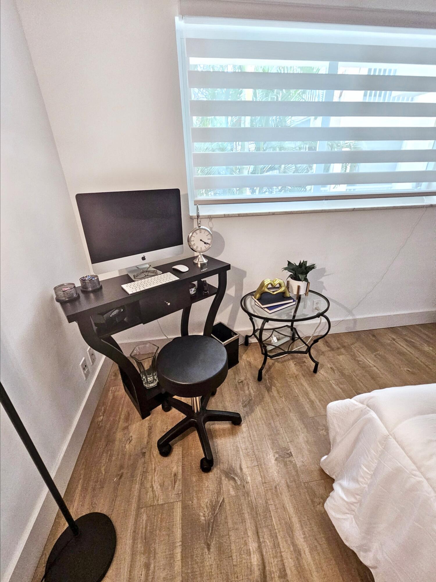 WELLINGTON ARMS CONDOS - Residential