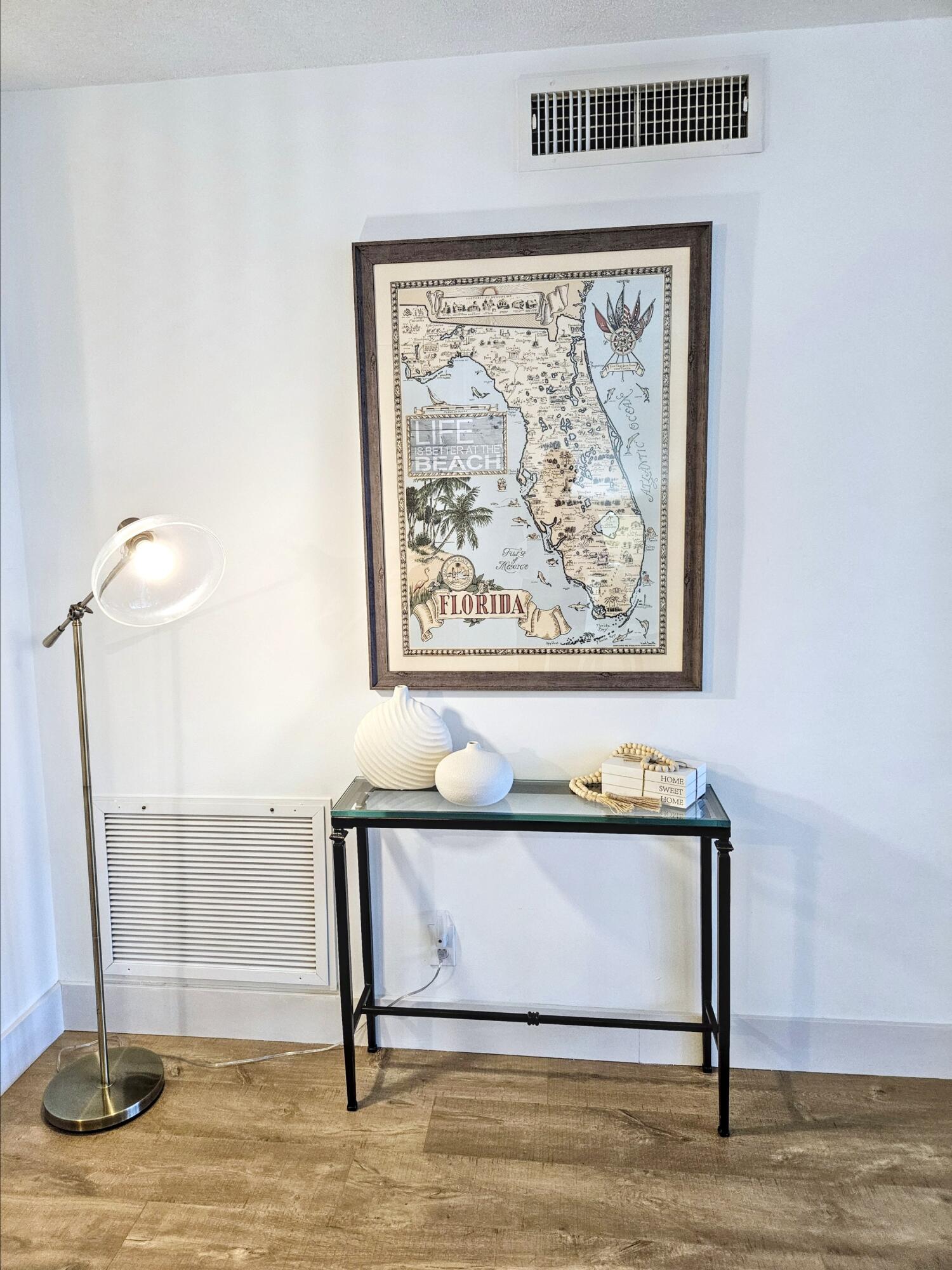 WELLINGTON ARMS CONDOS - Residential