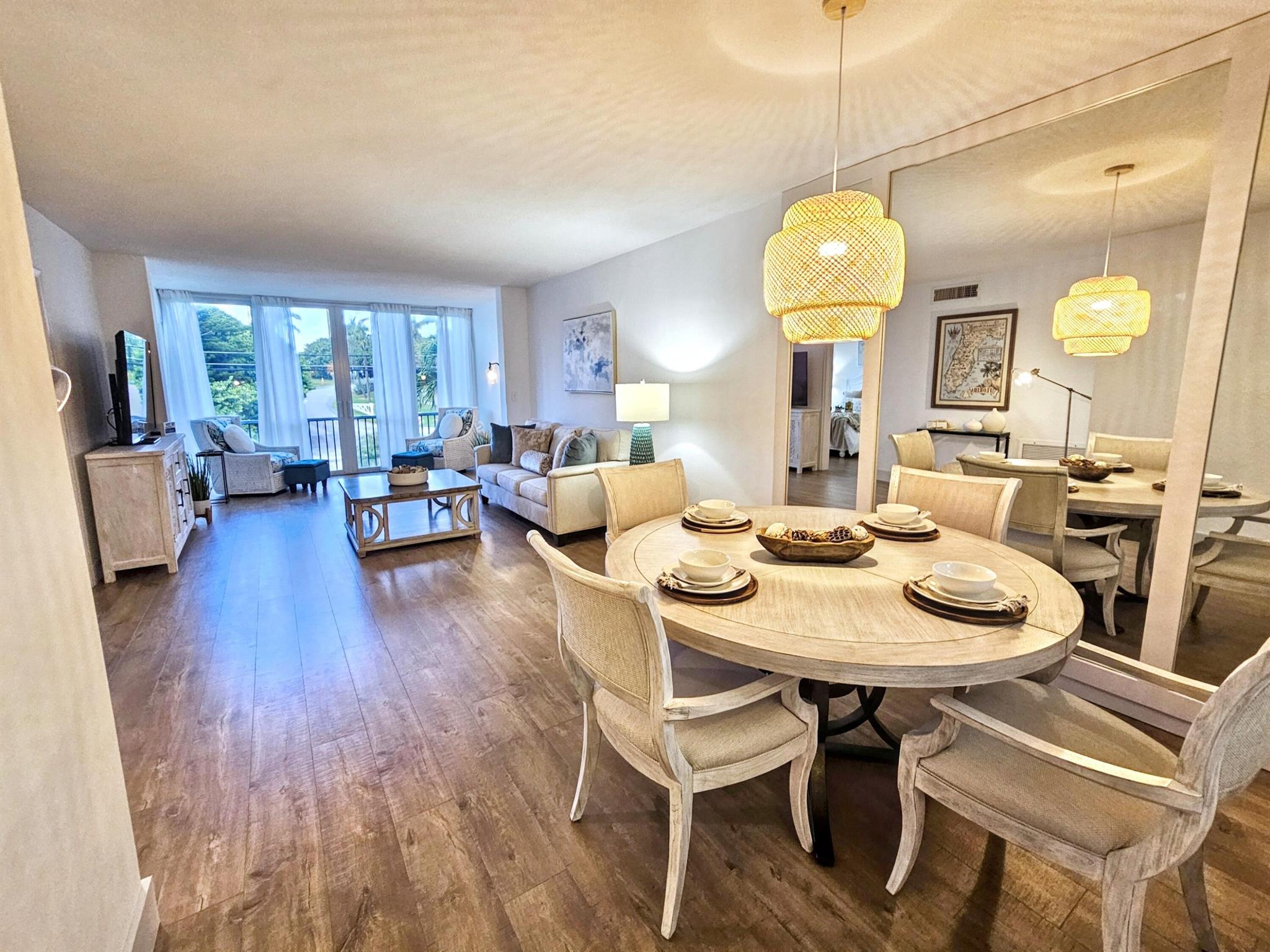 WELLINGTON ARMS CONDOS - Residential