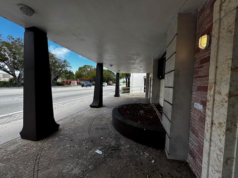 7500 S Dixie Highway 7502 West Palm Beach FL 33405