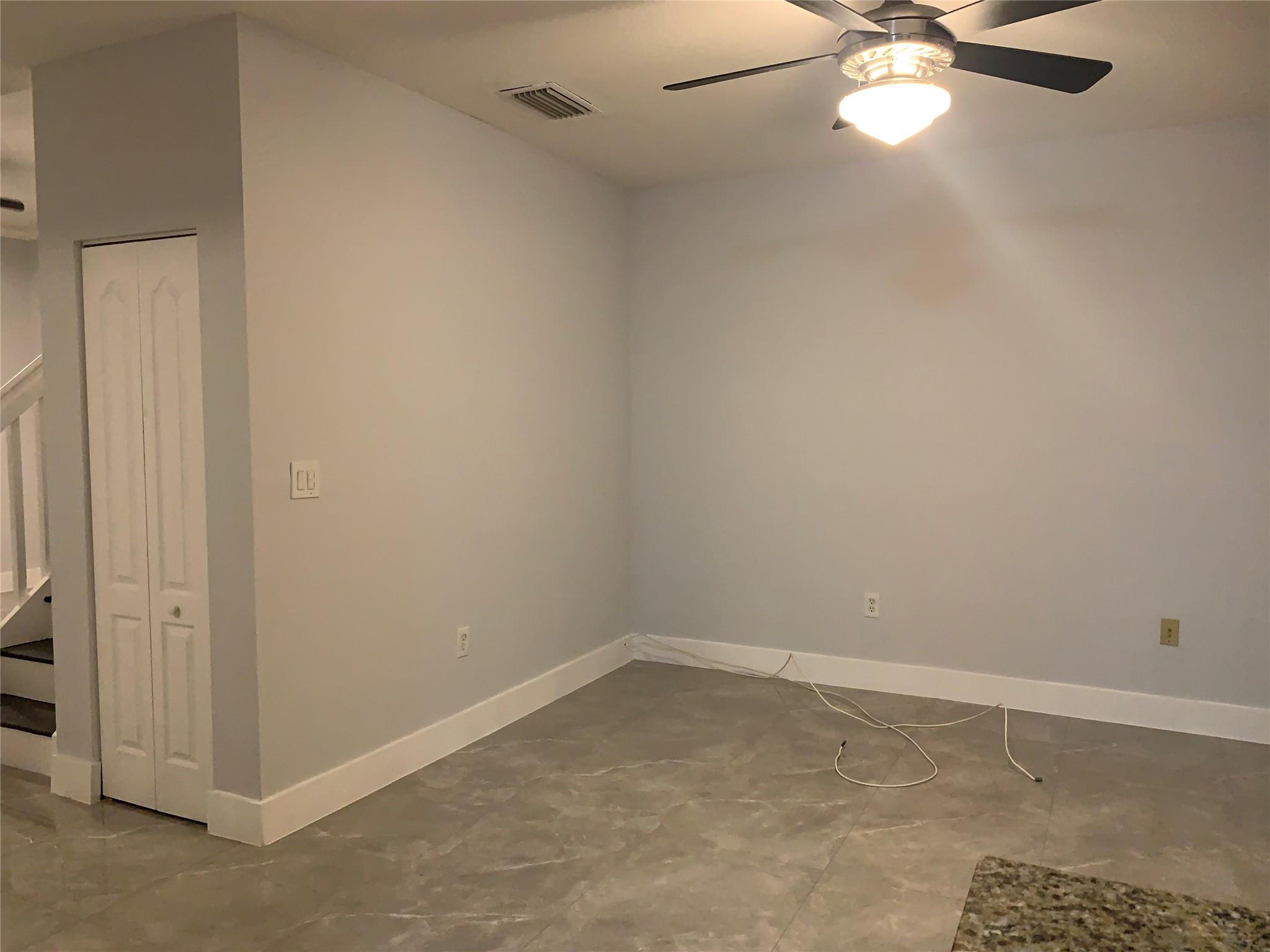 Riverwalk - Residential Lease