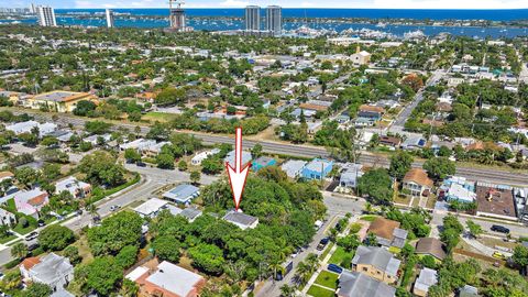 809 37th Street West Palm Beach FL 33407