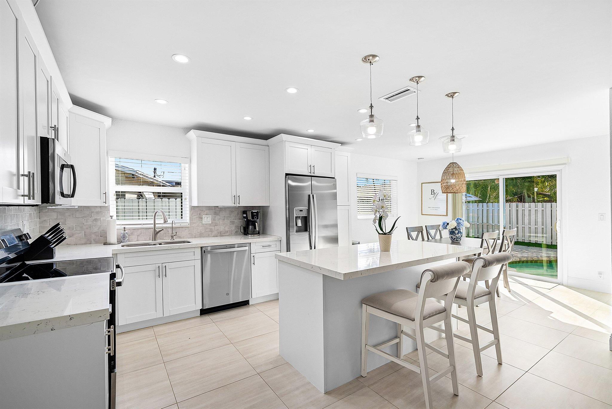 HIDDEN VALLEY SEC 2 - Residential Lease