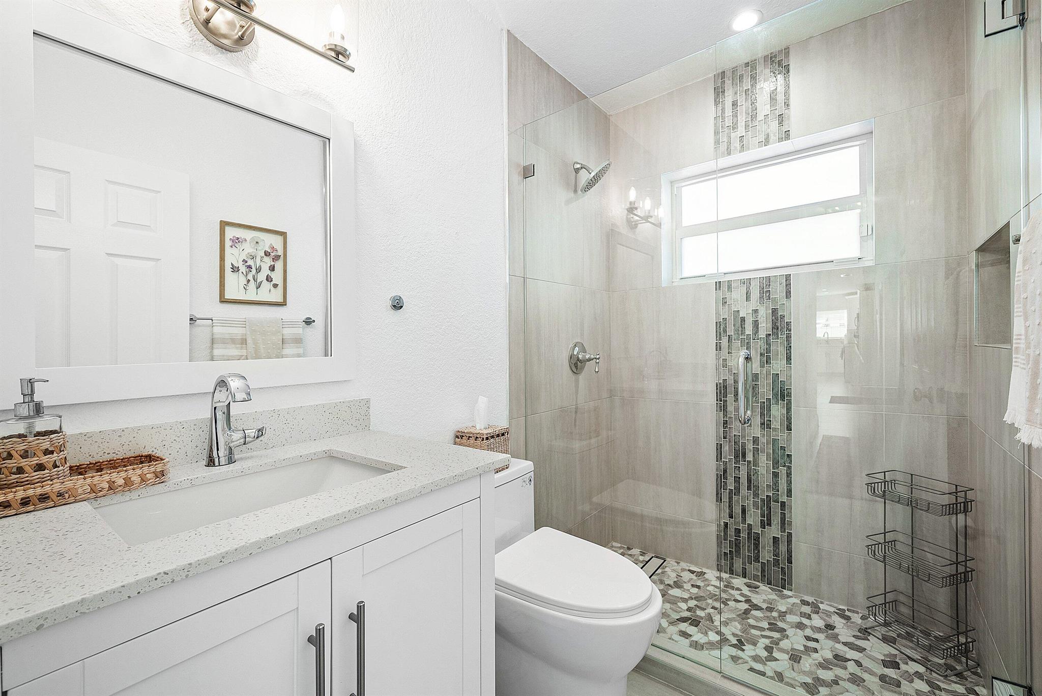 HIDDEN VALLEY SEC 2 - Residential Lease