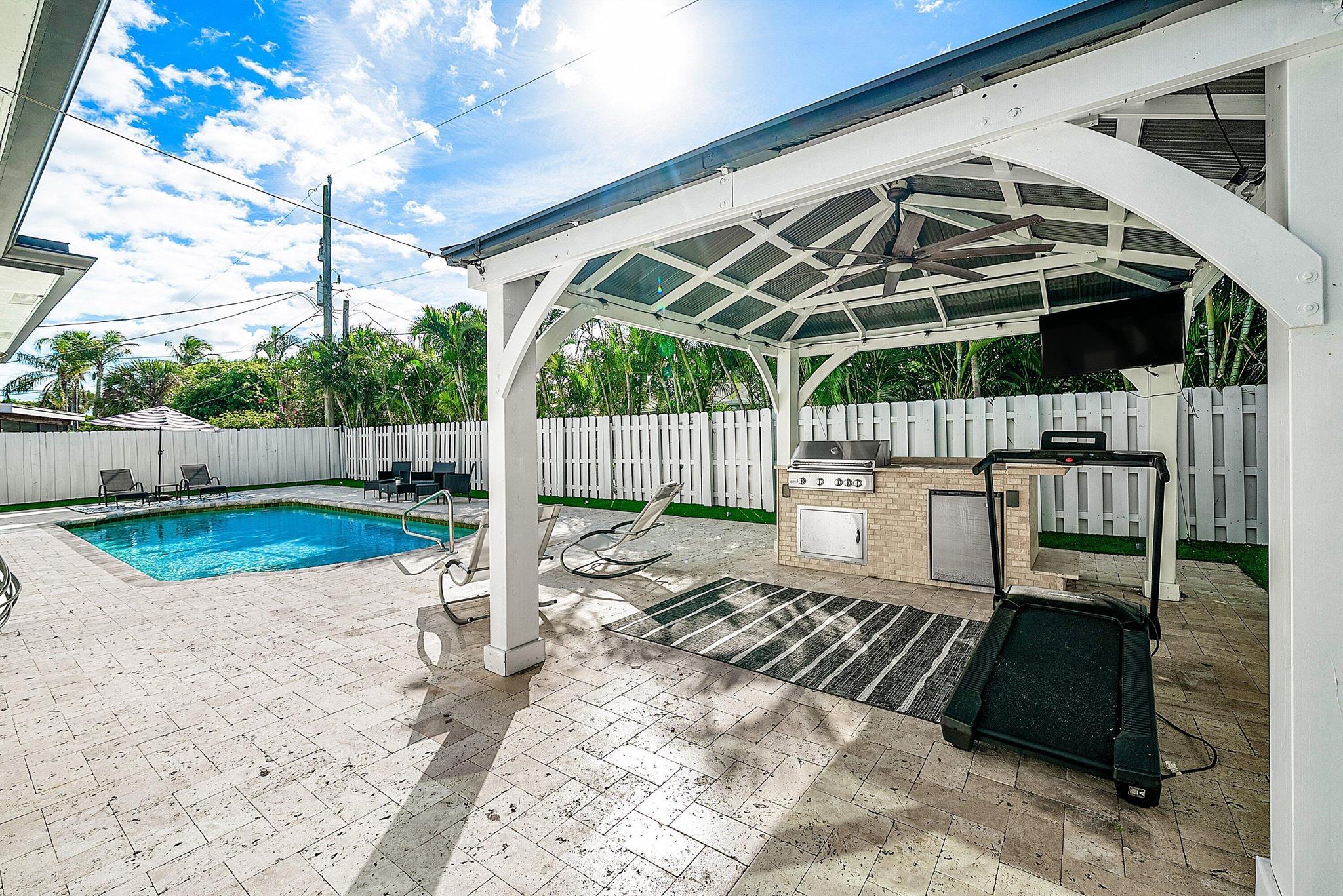 HIDDEN VALLEY SEC 2 - Residential Lease