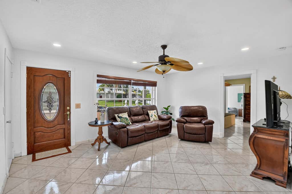 Photo of 1826 16TH Avenue N, Lake Worth Beach, FL 33460 (MLS # B26059888)