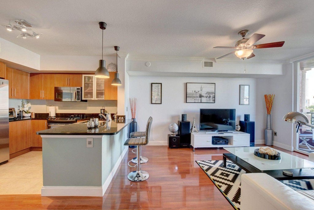 Photo of 600 S Dixie Highway #507, West Palm Beach, FL 33401 (MLS # B26078318)