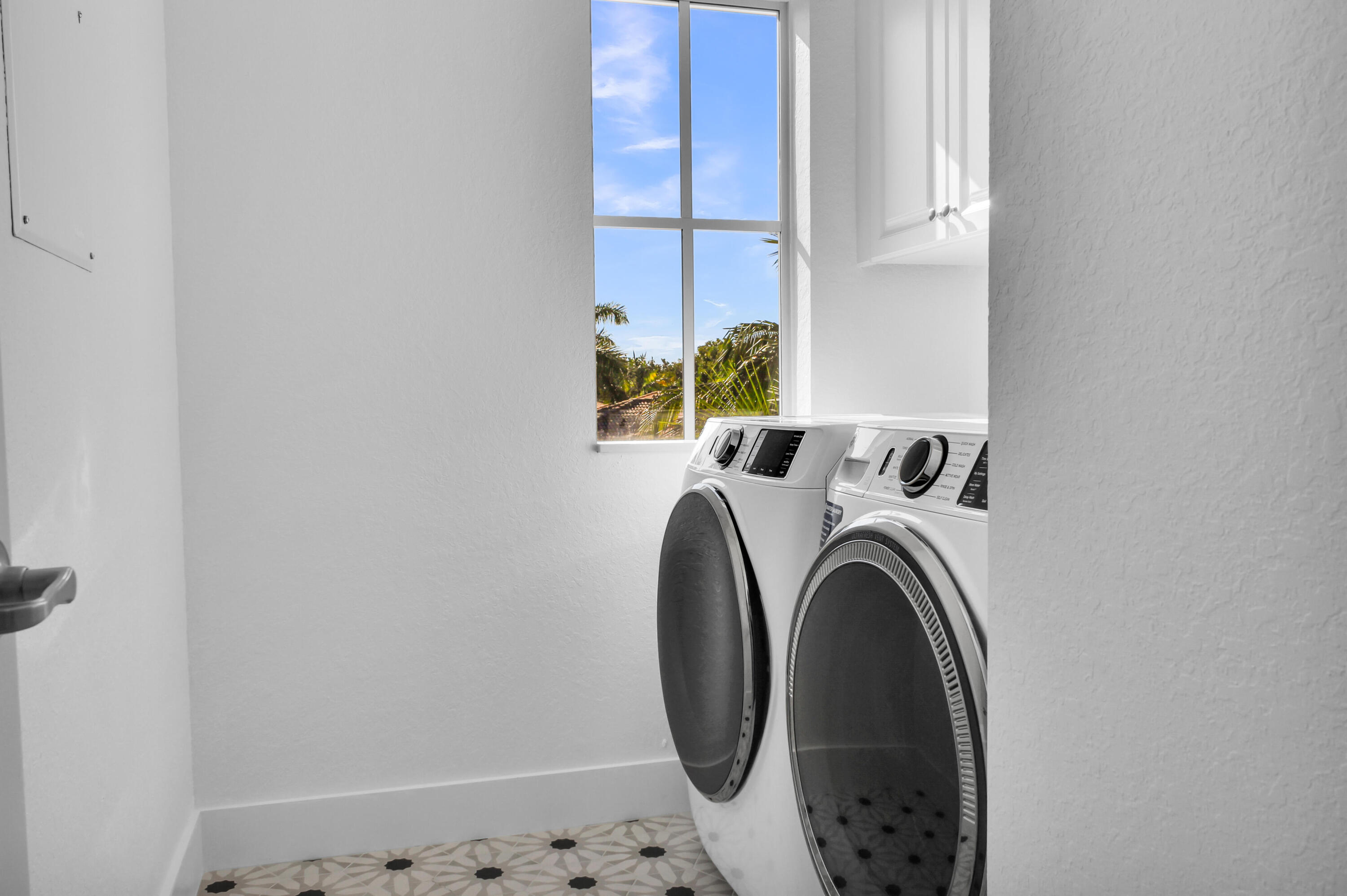 LIBRARY COMMONS - Residential