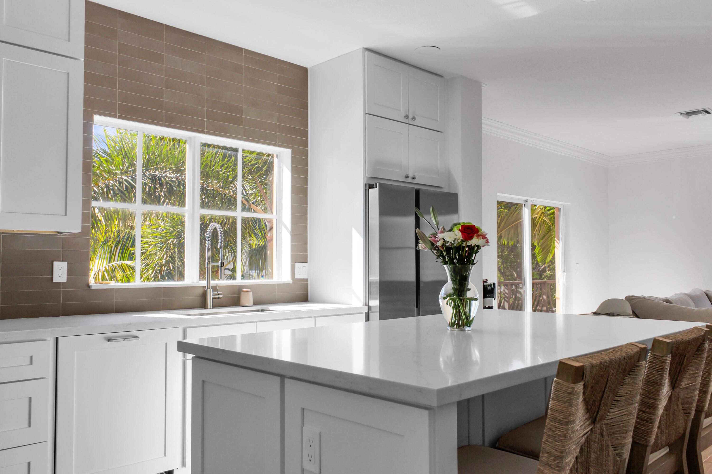 78 NW Hawthorne Place