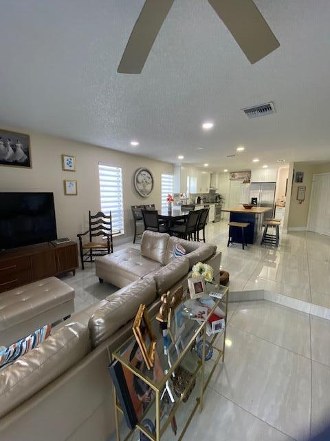 1701 WOODBRIDGE LAKES Circle