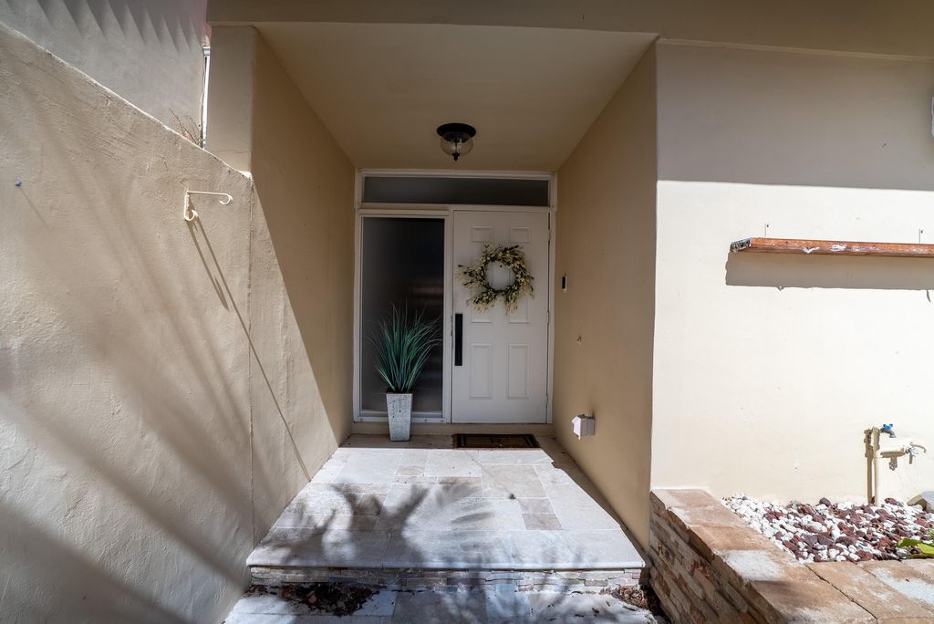 Photo of 216 Old Meadow Way, Palm Beach Gardens, FL 33418 (MLS # R11155876)