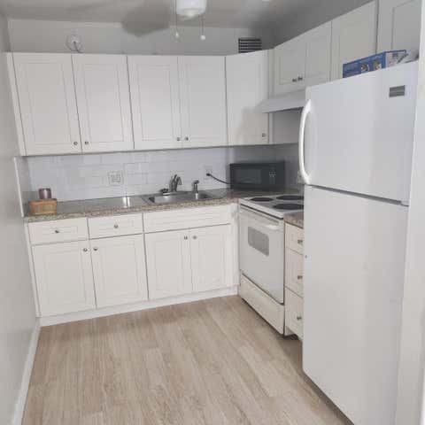 Tiny photo for 643 Durham W, Deerfield Beach, FL 33442 (MLS # B26004775)