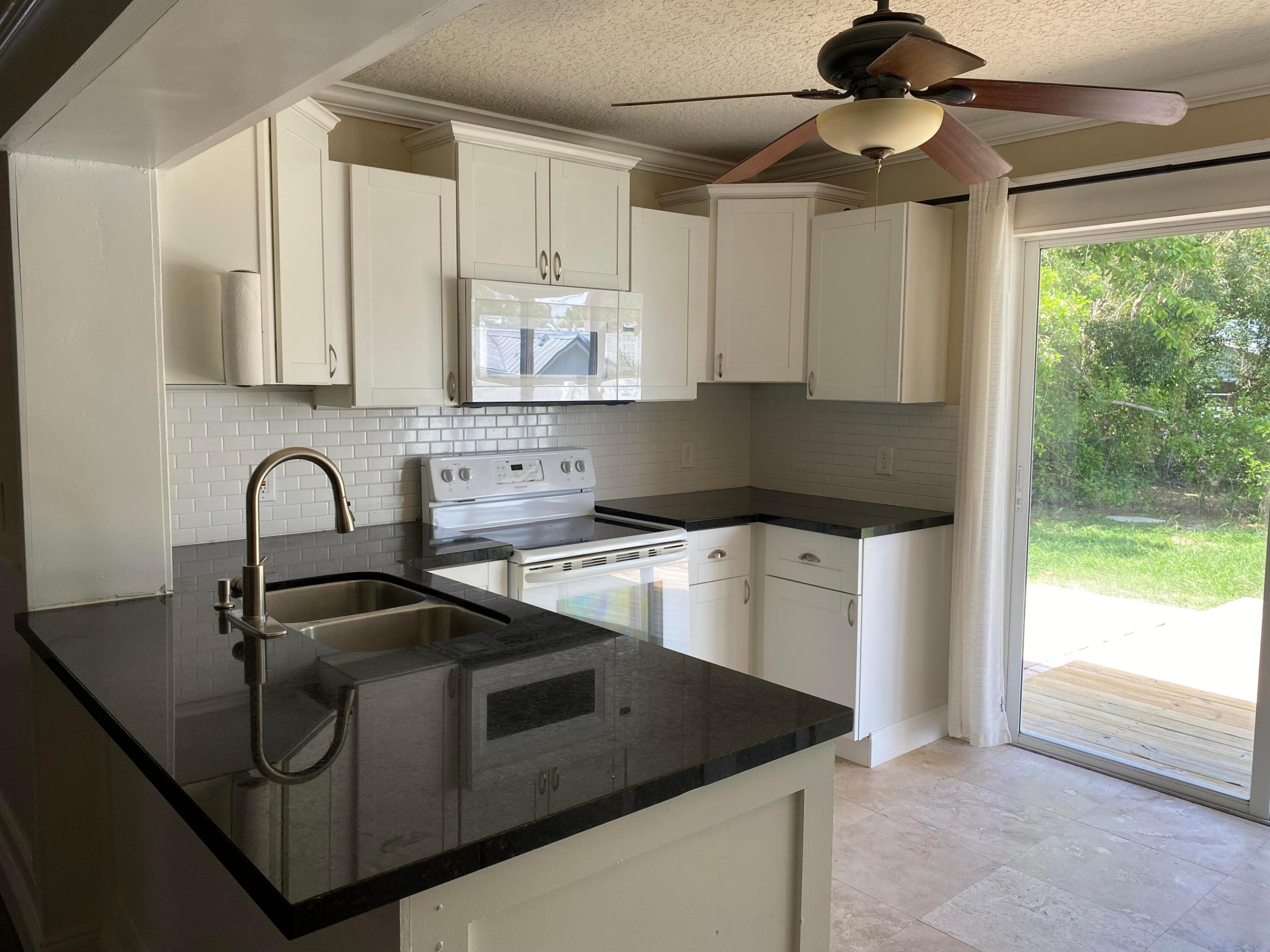 CLEVELAND - Residential Lease